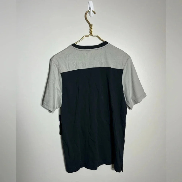 NWT! Fanatics, New Orleans Saints, gray and black T-shirt size M - Picture 3 of 4